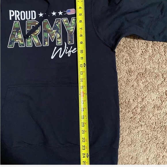 Army wife pullover hoodie - size small - Picture 4 of 4